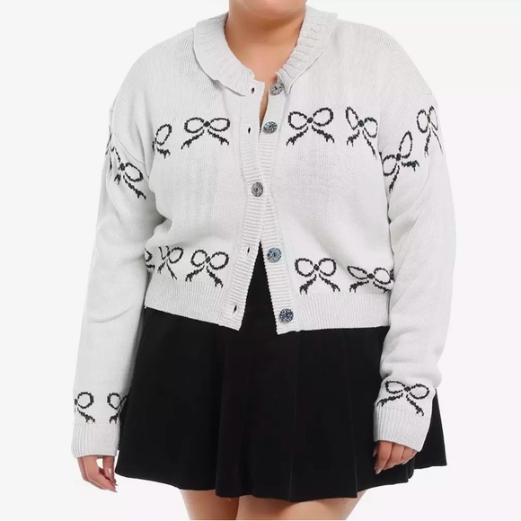 Sweet Society White Glitter Bow Collar Girls
Cardigan Plus Size 4x NWT - Picture 1 of 4